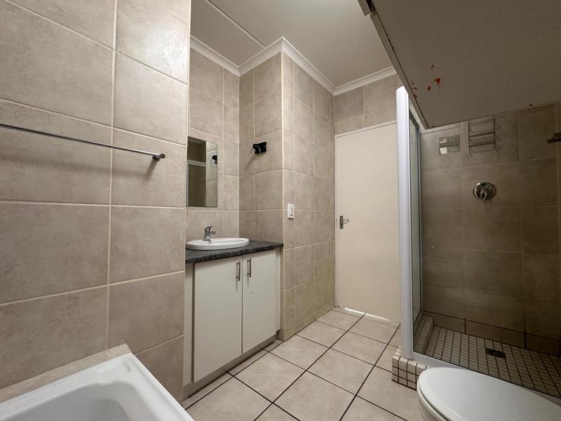 To Let 2 Bedroom Property for Rent in Burgundy Estate Western Cape